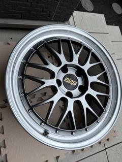 BBS LM 18インチ　1本　① Amazon.com: Aoshima BBS LM 18-Inch 1:24 Scale Model Kit