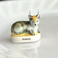 ホテル　ル・ブリストルパリ　看板猫のフェーブ 2点　陶器　ねこ パラスの看板猫。 - OVNI| オヴニー・パリの新聞