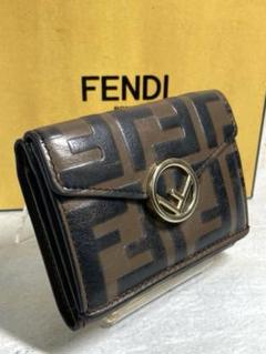 FENDI - 【正規品】FENDI フェンディ 三つ折り財布 ズッカ柄
