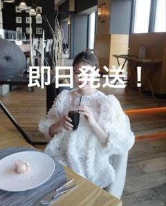 Acka. flower peplum blouse　ベージュ flower peplum blouse – Acka online store