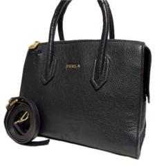 極美品 FURLA ピン サッチェル 2way ショルダーバッグ レザー 黒 美品 フルラ レザー 2way ショルダーバッグ ピン ロゴ金具