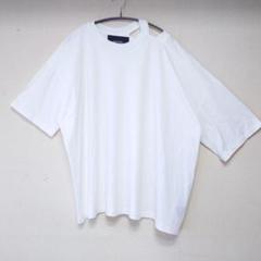 IHATOV カットオフショルダーTシャツ