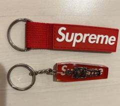 美品】supreme キーホルダー2種類 - メルカリ