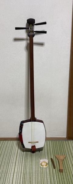 良品　細棹長唄三味線　花梨　レザーハードケース　正寸　撥　駒　天然素材　調子笛 義太夫三味線 撥・駒・ハードケース付セット（定番のお歳暮