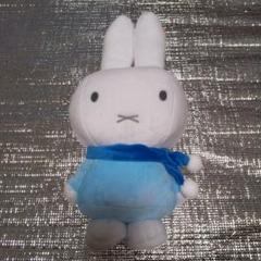 ミッフィーの特大ぬいぐるみ