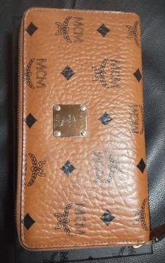 【希少】MCM ヴィセトス 長財布 三つ折り ホワイト 総柄 マルチカラー Designer Leather Wallets For Women | MCM® US