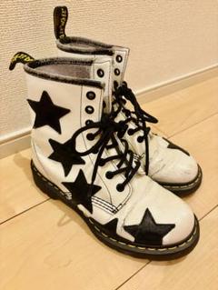 Dr.Martens　ドクターマーチン　 ELLARIA 　エレリア　UK5 中古・古着通販】Dr.Martens (ドクターマーチン) 8ホールブーツ
