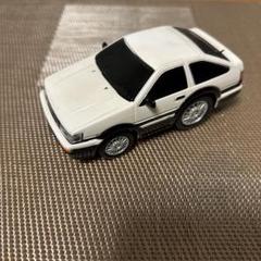 新品未使用トヨタ AE86 ミニカー型バックパック トヨタ AE86 ”パンダトレノ”の車型バックパックが登場|【業界