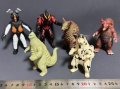マーミット リアルソフビ完成品 ドラコ+ギガス+レッドキング3体セット中古美品 2025年最新】レッドキング ソフビの人気アイテム - メルカリ