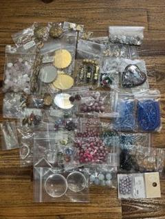 ビーズ　レジン用パーツ　色々　詰め合わせ