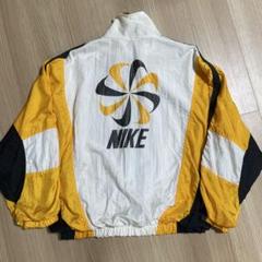 NIKE 短丈ナイロンジャケット 90s [超美品.レア物] NIKE 短丈ナイロンジャケット 90s [超美品.レア物] - メルカリ