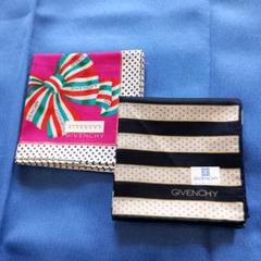 GIVENCHY のハンカチ　５枚 GIVENCHY - ハンカチ 5枚の通販 by りょう's shop｜ジバンシィ