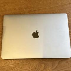 Apple MacBook Air 2020シルバーのサムネイル