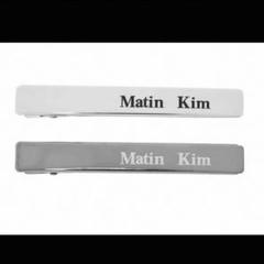 【MATIN KIM】マーティンキムロゴ入り 4個セット ヘアピン ヘアピン Matin Kim(マーティンキム) - 海外通販のBUYMA