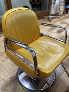 タカラベルモント　CADILLA（キャデラ）　カットチェア　キャメル②良品