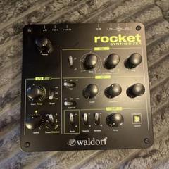 Waldorf / Rocket アシッドベースシンセサイザー Waldorf / 発せ Rocket アシッドベースシンセサイザー