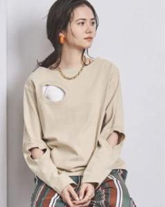 INSCRIRE - 新品未使用　inscrire 6 apron 半袖 新型] NEW X–STYLE APRON (SMOKY BEIGECOLOR)※背中でクロ