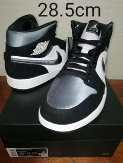 NIKE AIR JORDAN 1 MID 28.5cm