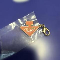 【美品】PRADA チャーム　ファー　チェーン　ビジュー Prada ベアチャーム キーチェーン | ホワイト | FARFETCH JP