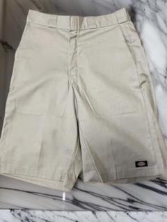 ★定番★Dickies ベージュ ルーズフィット ショートパンツ　32