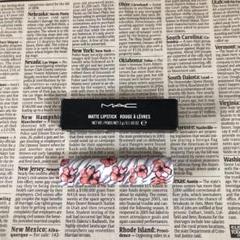 MACとポール&ジョーのリップスティックです。