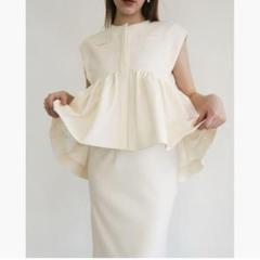 最終値下げAcka georgette peplum tops 完売品 2025年最新】GEORGETTE peplum topsの人気アイテム - メルカリ
