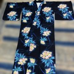kansai 紺色 藍色 浴衣 菖蒲 花柄 山本寛斎 ブランド浴衣 高級 ゆかた Kansai Yamamoto - ☆KANSAI 山本寛斎☆百合柄浴衣☆黒地☆の