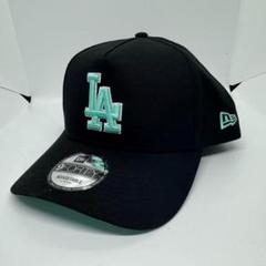 海外限定モデル】 ヤンキース 59FIFTY ティファニーブルー 黒 73/8