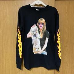 【S】SKATEガール 袖フレイムパターン L/S Tシャツ 長袖 SURF 黒のサムネイル