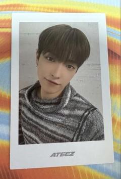 ATEEZ 直筆サイン入りポラロイド チェキ ホンジュン ATEEZ アチズ 直筆サイン入りポラロイド チェキ ホンジュン