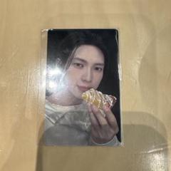ATEEZ アチズ OUR Bakery ホンジュン トレカ バッジ ATEEZ OUR BAKERY 韓国 トレカ 缶バッジ ホンジュン - メルカリ