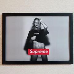 超人気の雑貨店 2025年最新】supreme ポスターの人気アイテム - メルカリ コレクション
