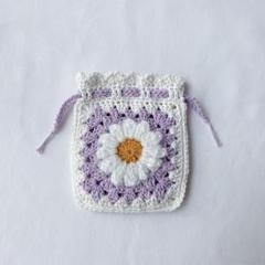 ふんわりお花の巾着　ポーチ　ライラックカラー　紫　編み物　ハンドメイド
