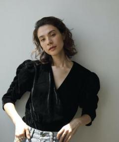 アンヌーク anuke Gather Velour Blouseのサムネイル