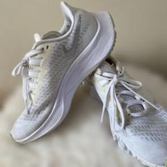 Nike ランニングシューズ ホワイト　zoom ペガサス　37 22.5 34のサムネイル
