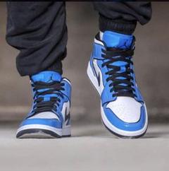 NIKE AIR JORDAN 1 MID SE "SIGNAL BLUE"