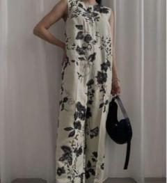 AMERI NORA FLOWER EMBROIDERY ROMPERS アメリ Ameri（アメリ）の「NORA FLOWER EMBROIDERY ROMPERS（つなぎ