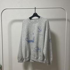 uru スウェット　グレー　デザインのサムネイル