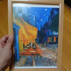 夜のカフェテラス