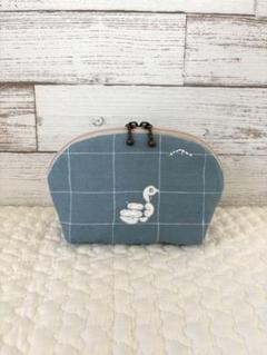 ハンドメイド シェルポーチ ミナペルホネン lake bird