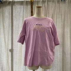 ピンク 半袖 Tシャツ プリント入り