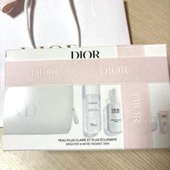 シャル Dior スノーエッセンス コフレ ギフトボックス付き 新品未開封 新品未開封DIOR ギフトセット ディオールスノー クリスマス