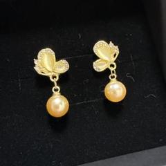 オレンジパール 蝶デザインピアス