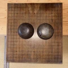 囲碁盤　碁石付、脚付へそ有り、