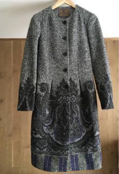エトロ ETRO 秋の羽織り 裏地ペイズリー柄 ロング丈 ステンカラーコート エトロ ETRO 秋の羽織り 裏地ペイズリー柄 ロング丈 ステン
