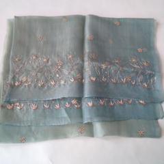 青緑色 花柄刺繍 ストール - メルカリ