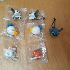 ディズニーキャラクター　キャラカチカチ　指カスタネット　ガシャポン　ガチャガチャ