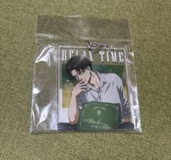 進撃の巨人　アクリルキーホルダー　リヴァイ