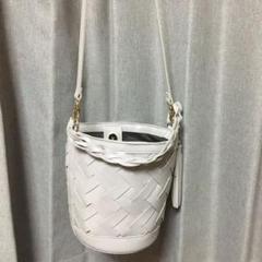 新品 avv 2way ショルダーバッグ トートバッグ 値下げ