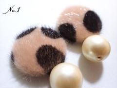 No.1 レオパードと大きめパールのハンドメイドピアス/イヤリングのサムネイル